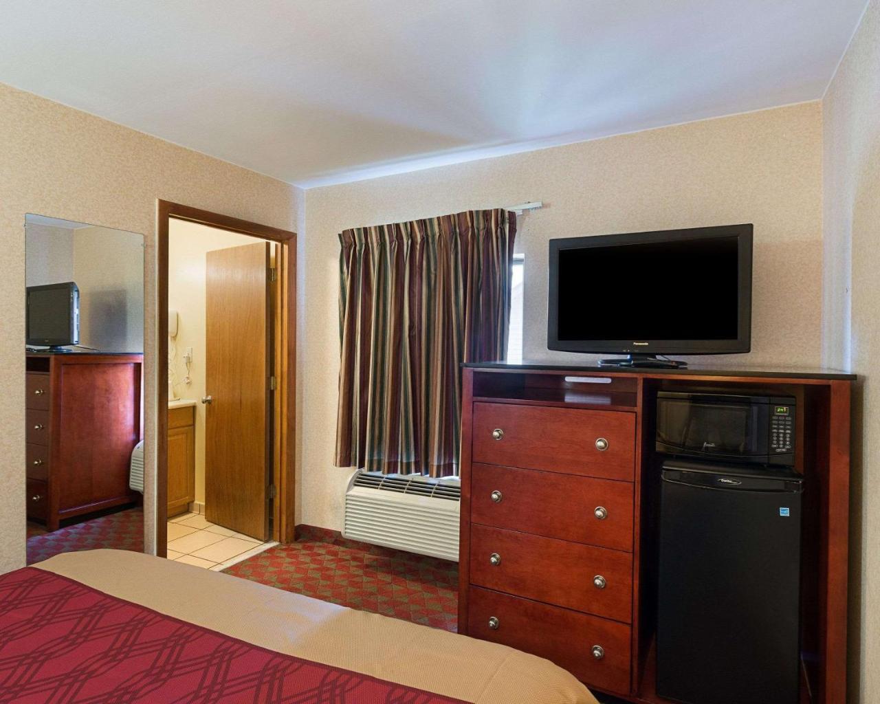 Red Carpet Inn By University Of Maryland College Park Buitenkant foto